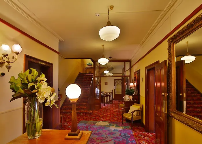 Astor Private Hotel